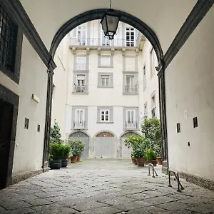 https://miluaur-spaccanapoli.hotels-amalfi.com